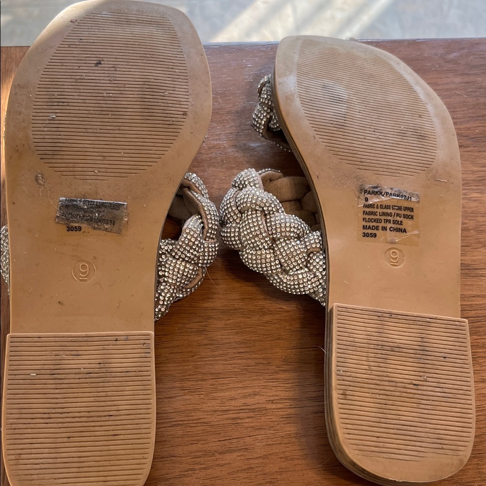 Madden Girl Sparkling Braided Sandals Women’s Size 9 - Picture 4 of 5
